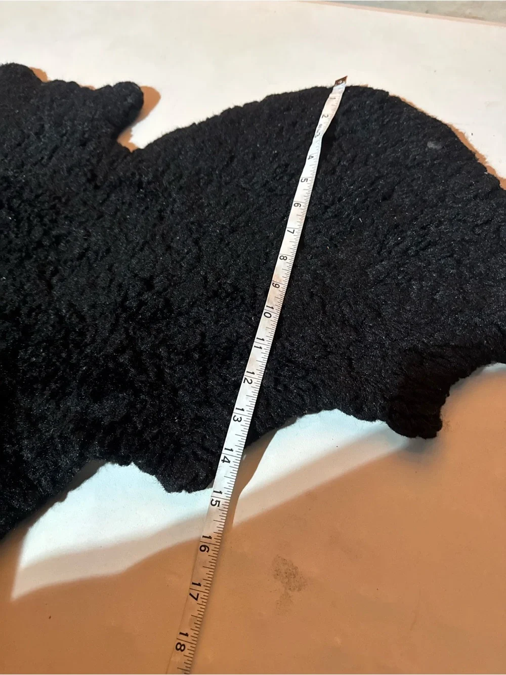 Sourpuss: Furry Bat Rug Black Faux Sheepskin Shag 20x40in